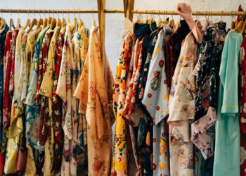 I Stopped Buying Clothes for 6 Months. Here’s the 10-Piece Indian Wardrobe That Made It Possible.